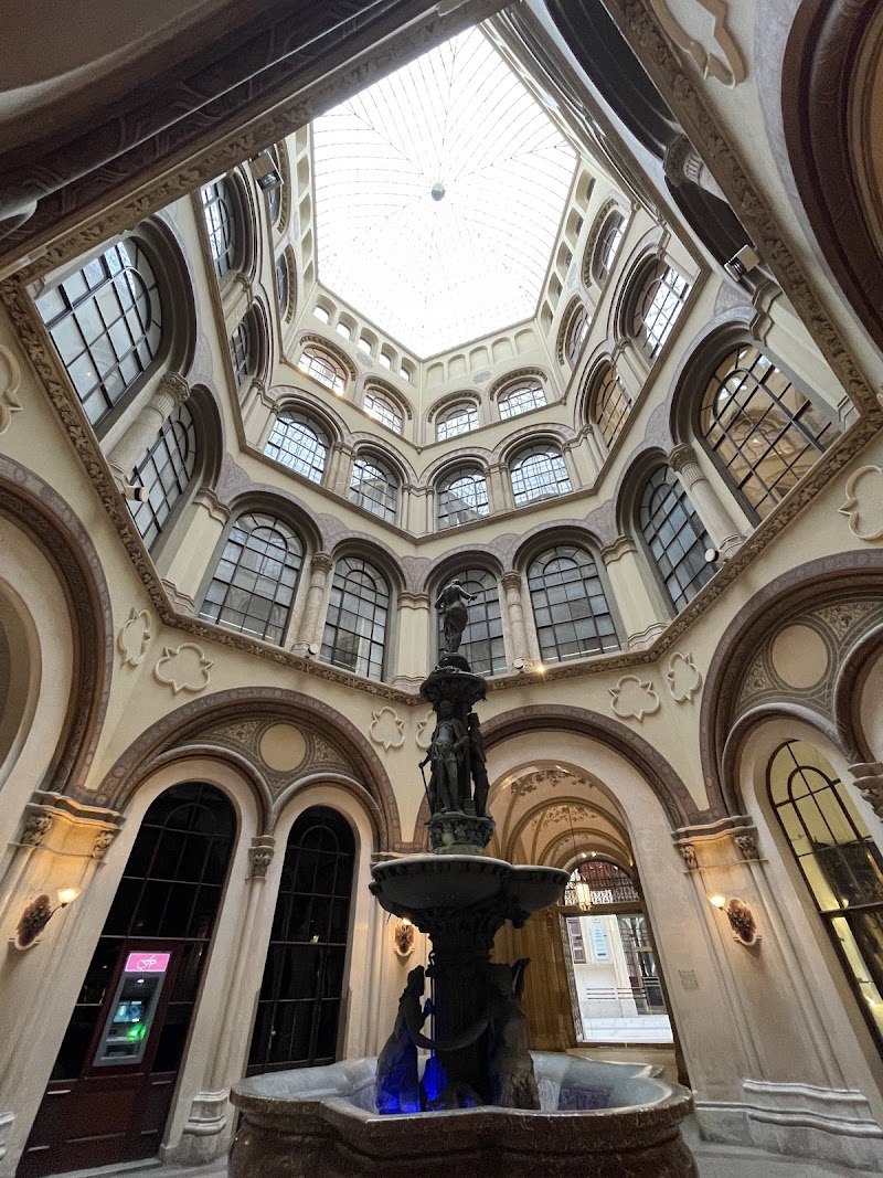 Café Central & Palais Ferstel: Das Wohnzimmer der Dichter und Denker