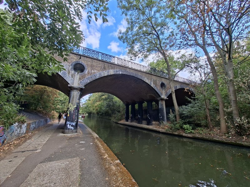 Macclesfield Bridge