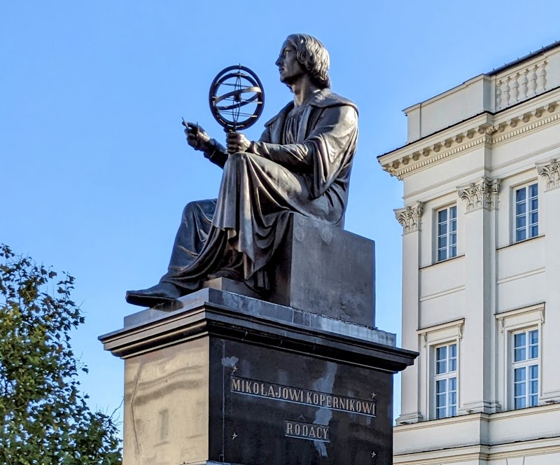 Copernicus Monument & Musical Benches