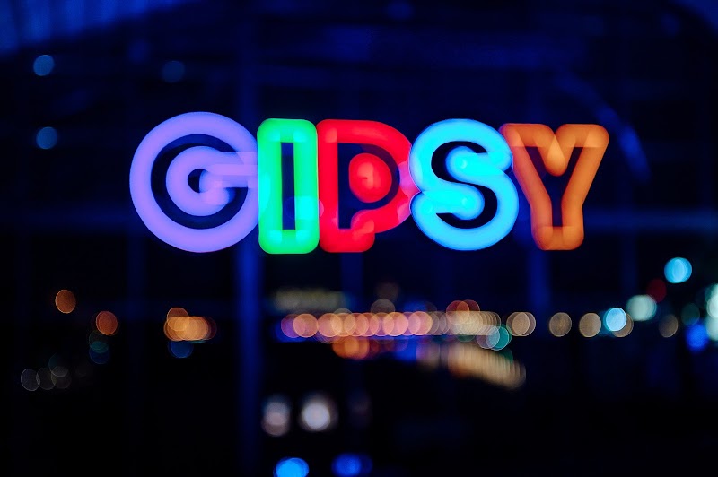 Gipsy — клуб на воде с видом на Кремль