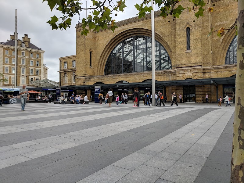 King's Cross: The Platform That Wasn't There