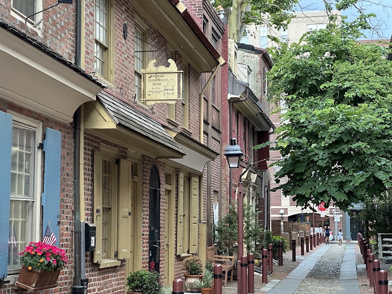 Elfreth's Alley: America's Oldest Inhabited Street